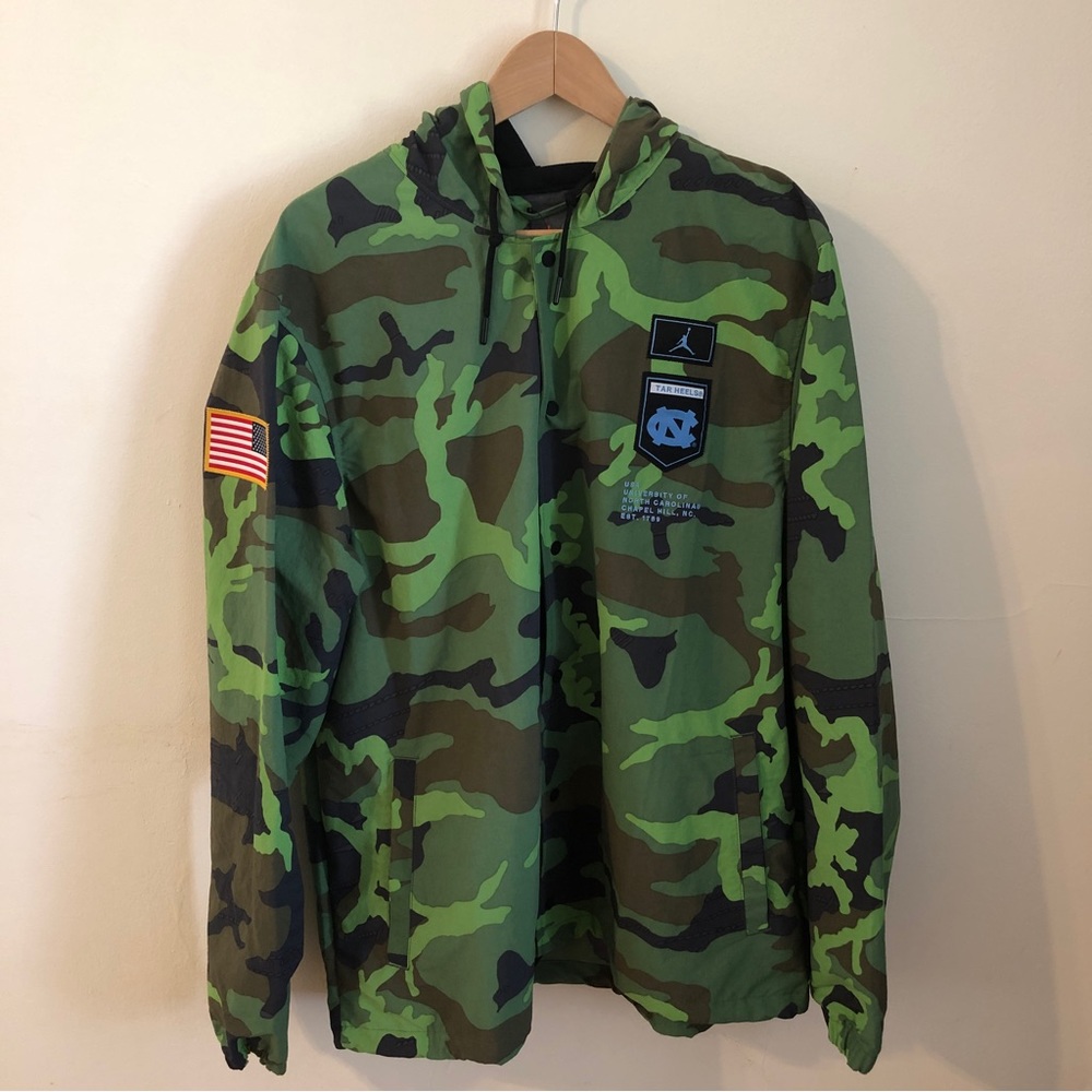 Men's Nike Jordan On Field Camo UNC North Carolina Tar Heels Hoodie Jacket Sz S